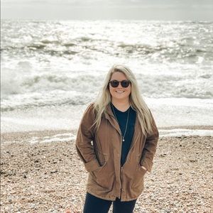 Meet your Posher, Paige